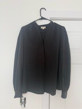 L'AGENCE Black V-Neck Long-Sleeve Blouse